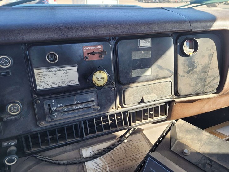 1986-international-2554-image-22