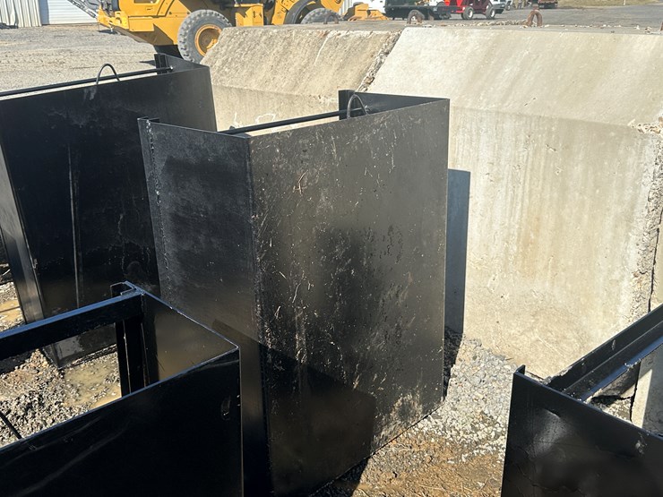 #32732-•-3'x4'-flashboard-pipe-riser-image-4