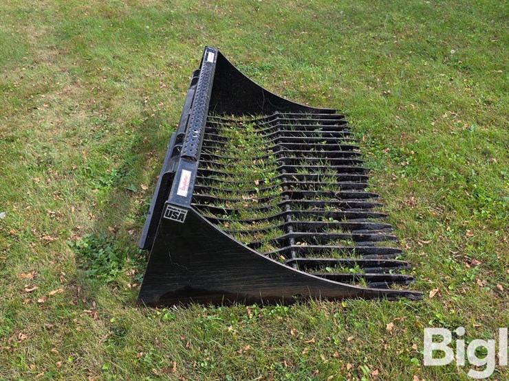 68"-skid-steer-rock-bucket-image-4