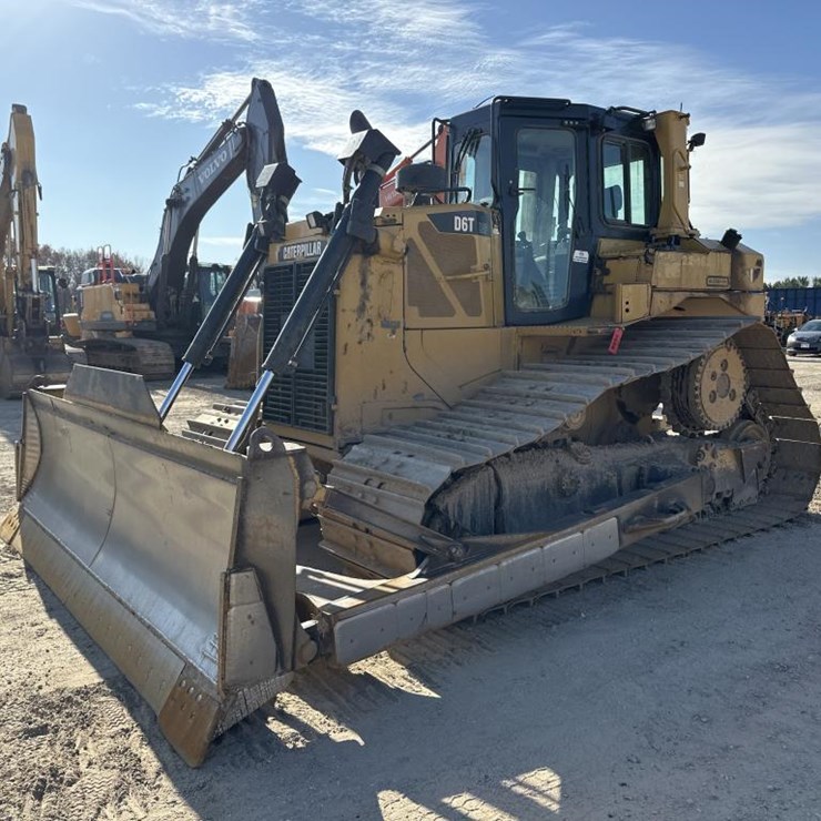 2012 CATERPILLAR D6T