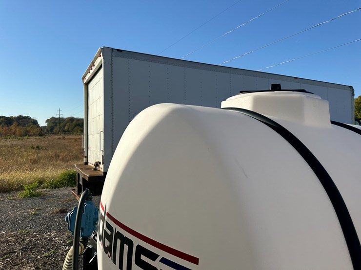 #32832-•-adams-500gal-water-trailer-image-29