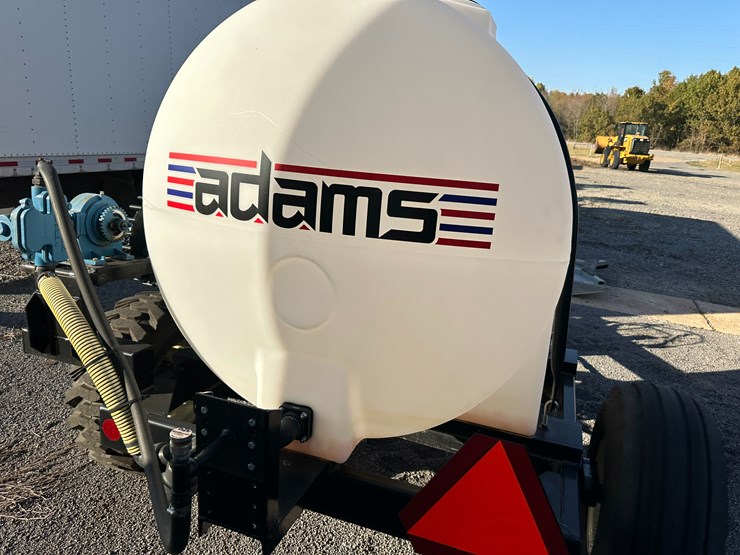 #32832-•-adams-500gal-water-trailer-image-12