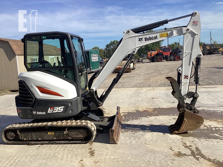 2019-bobcat-e35-image-5