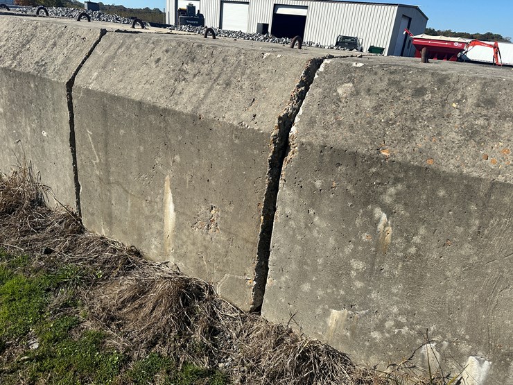 #32725-•-lot-of-(13)-~57"x80"-concrete-culvert-sections-image-19