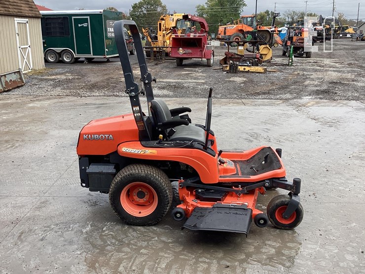 2015-kubota-zd221-image-5