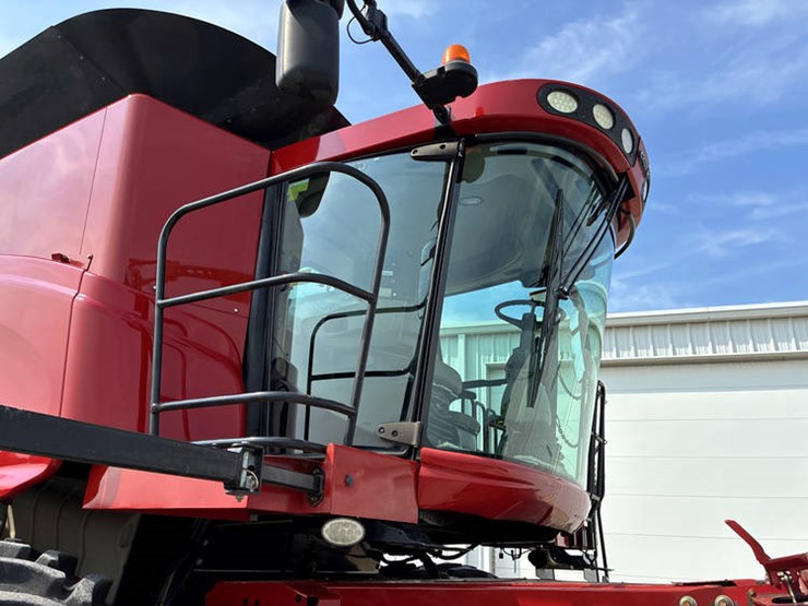 2007-case-ih-8010-image-21