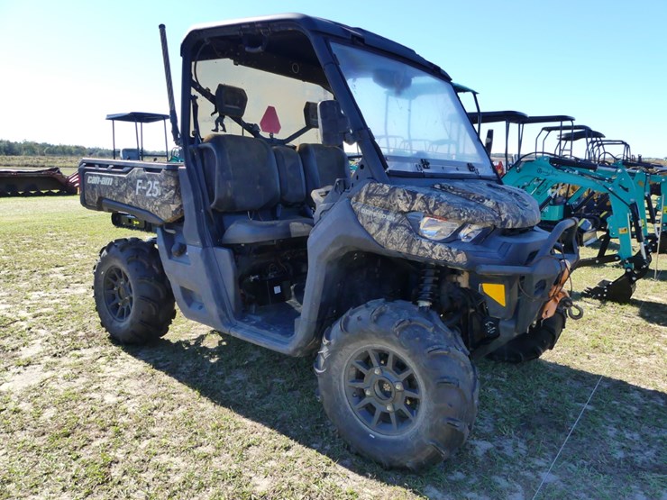 can-am-defender-xt-image-2