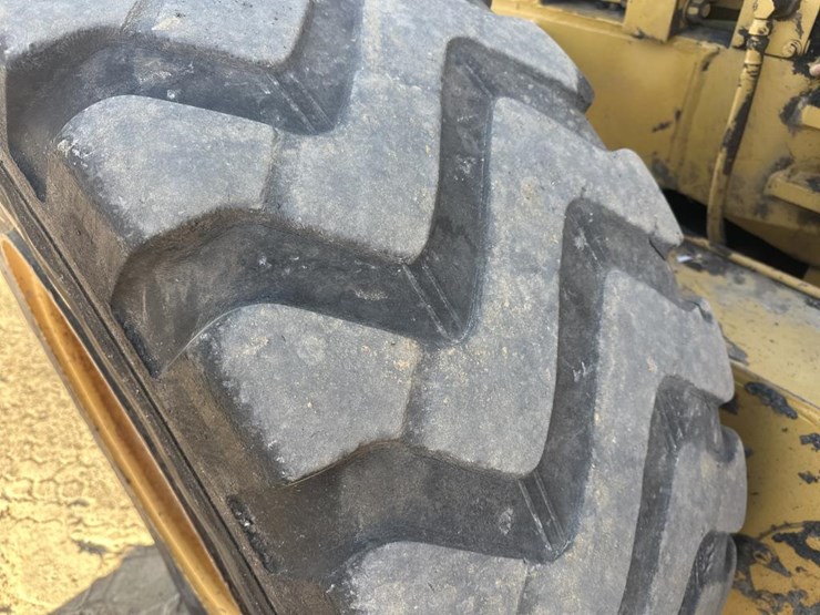 1984-caterpillar-140g-image-64