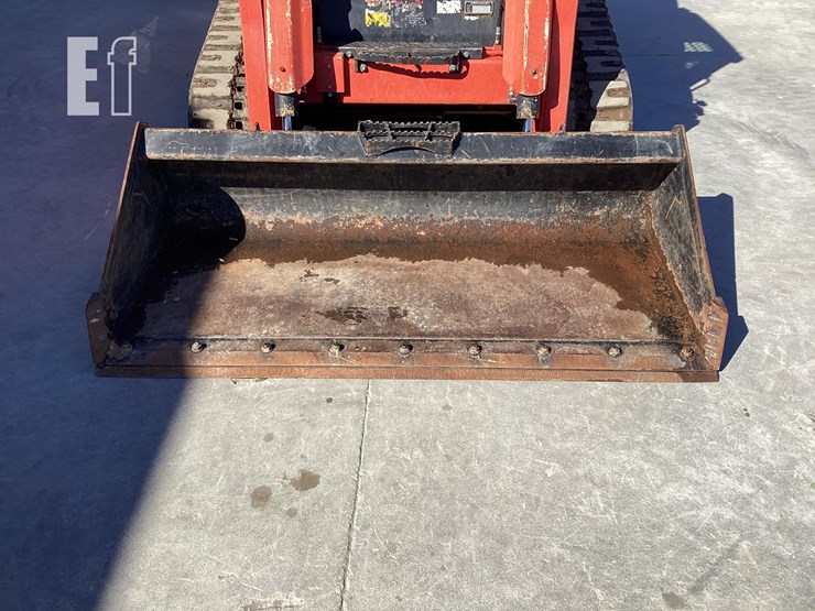 2019-kubota-svl95-2s-image-9