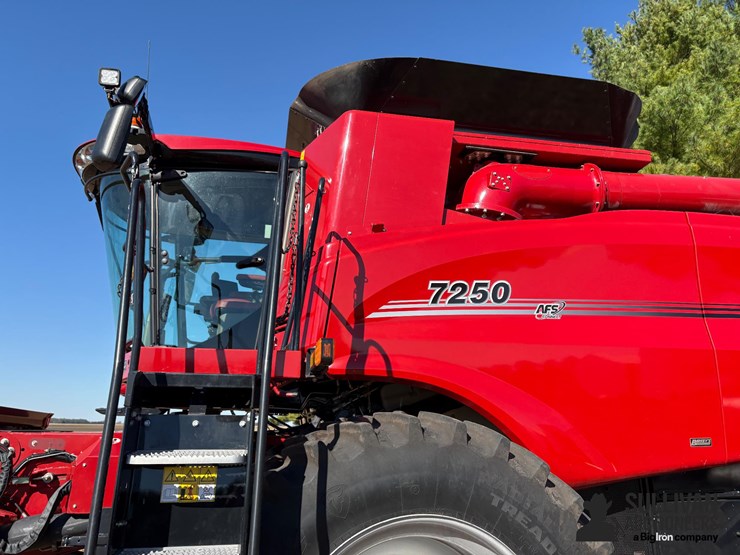 2021-case-ih-7250-image-14