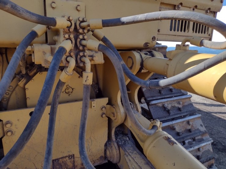 caterpillar-d8r-image-37