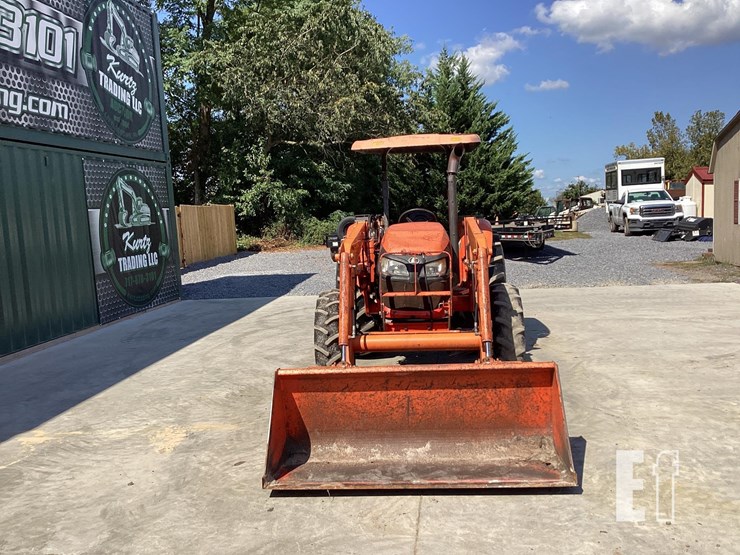 2016-kubota-m7060d-image-7