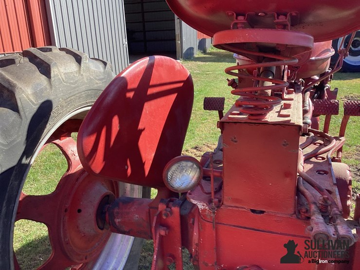 1953-farmall-super-m-2wd-tractor-image-20