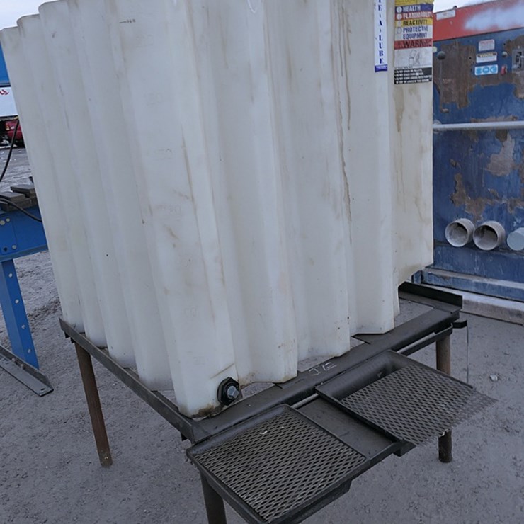 Oil Tank, Pump & Reel