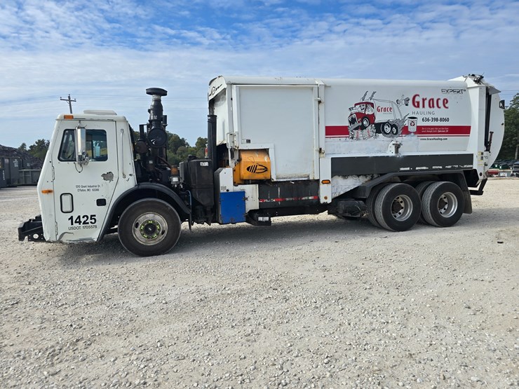 2008-mack-leu613-image-7