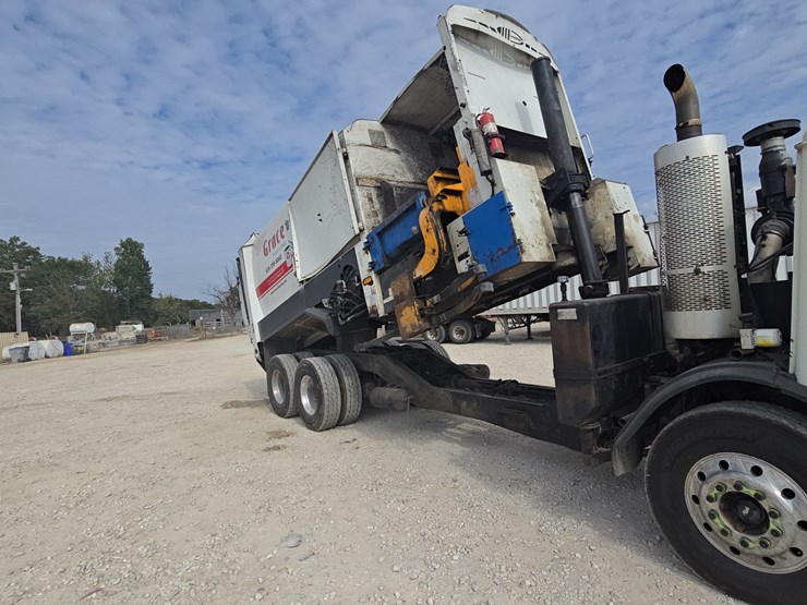 2008-mack-leu613-image-106