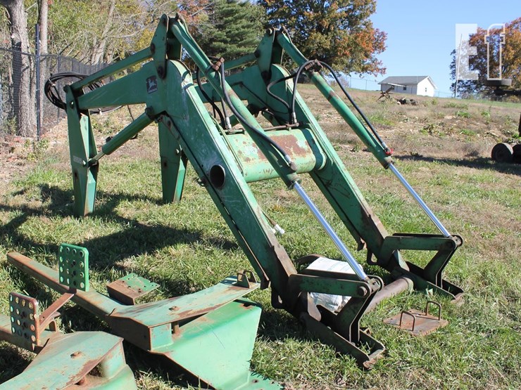 john-deere-265-image-1