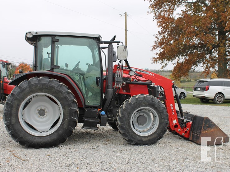 massey-ferguson-4710-image-8