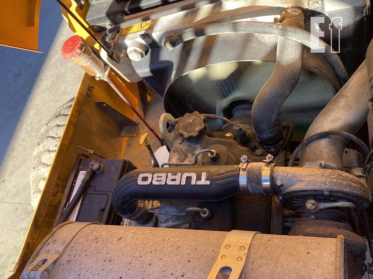 2012-jcb-930-image-10