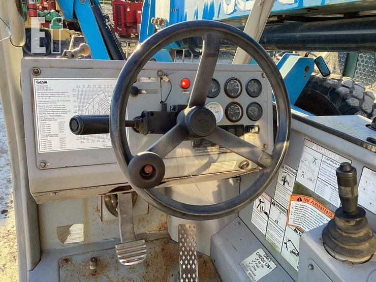 2007-genie-gth1056-image-14