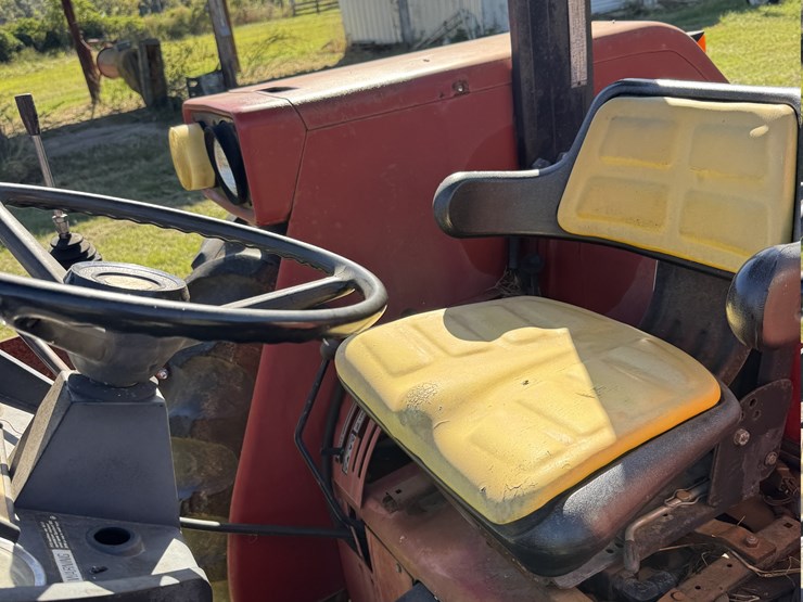 case-ih-685-image-5