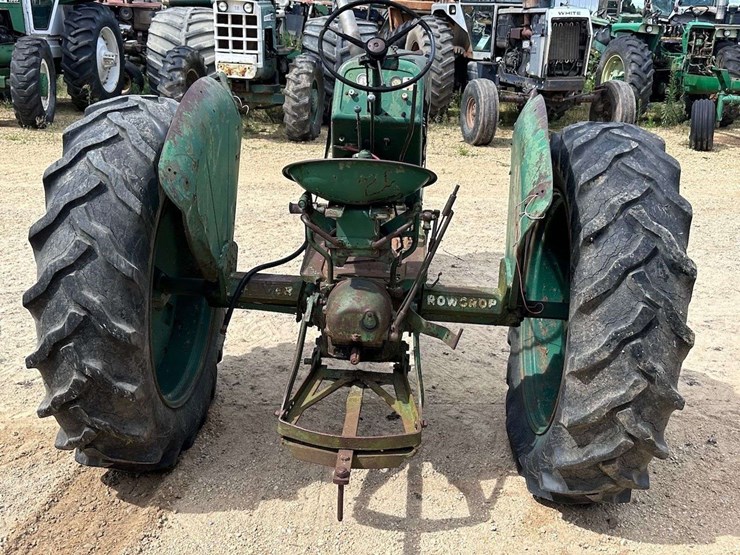 oliver-super-88-gas-row-crop-image-10