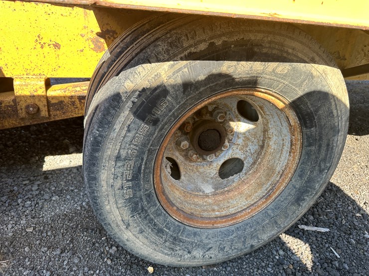 #32818-•-18'-t/a-pintle-hitch-equipment-trailer-image-9