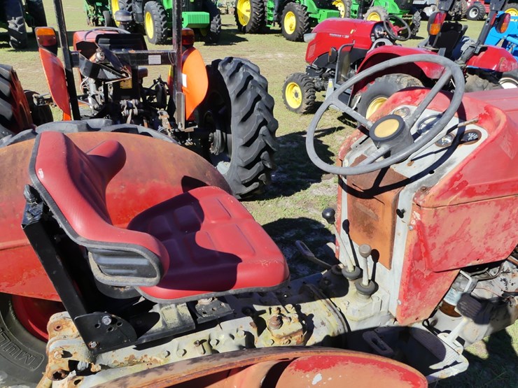 massey-ferguson-165-image-6