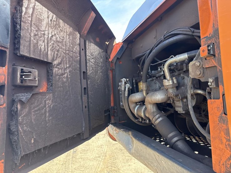 #1882-•-2012-hitachi-350lc-excavator-image-25