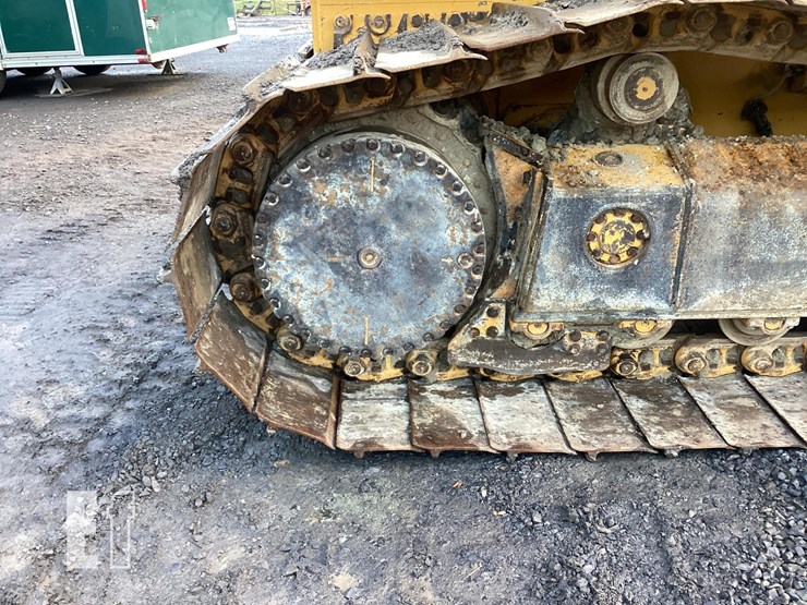 2021-deere-750l-image-11