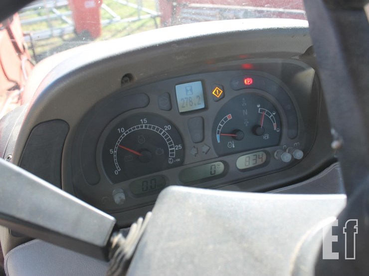 case-ih-mxu110-image-10