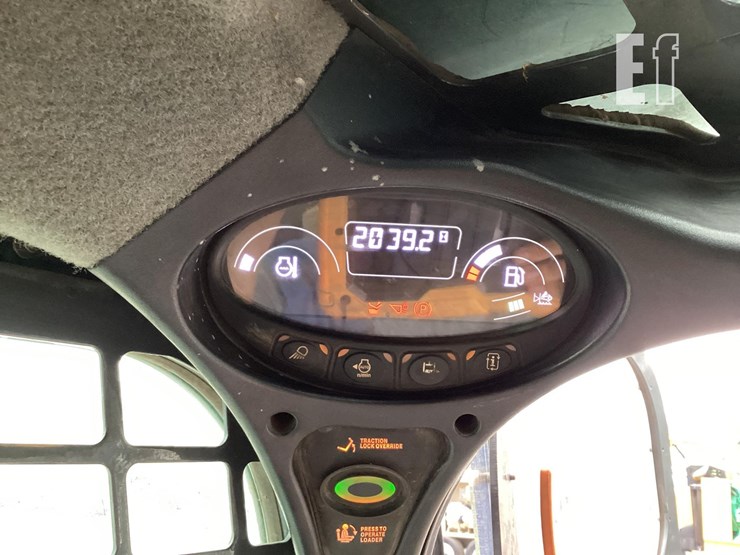 2023-bobcat-t770-image-18