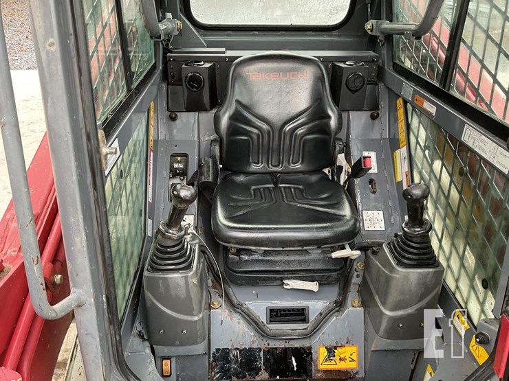 2020-takeuchi-tl6r-image-14