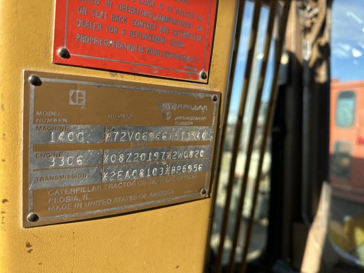 1984-caterpillar-140g-image-75