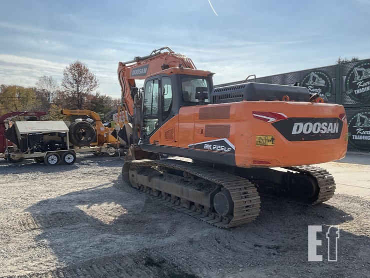 2022-doosan-dx225-lc-image-2