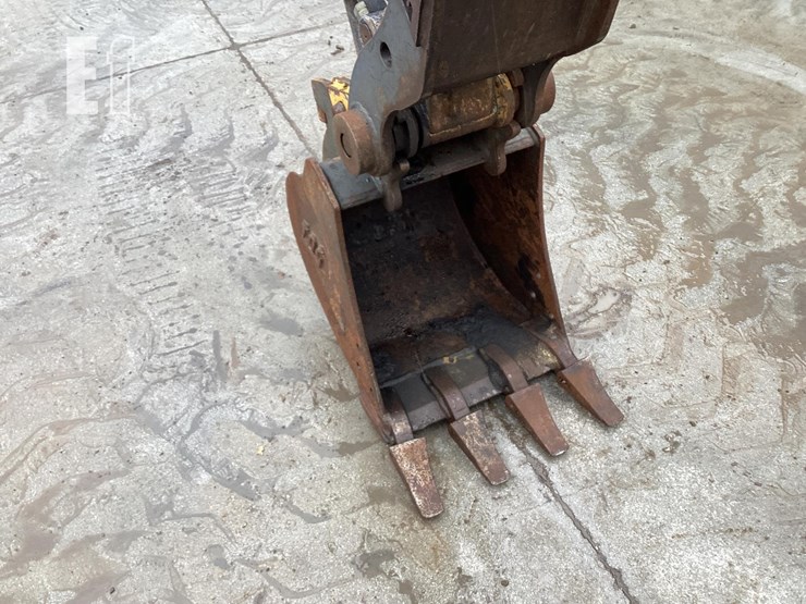 2015-deere-35g-image-9