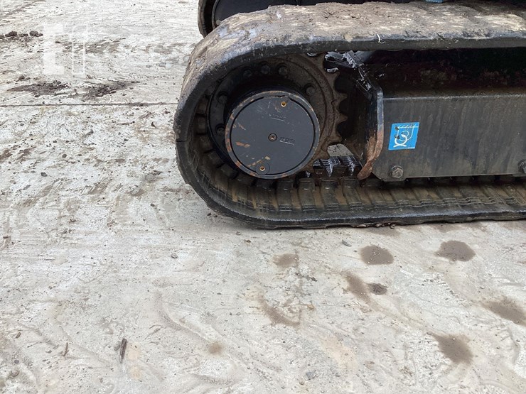 2021-deere-26g-image-14