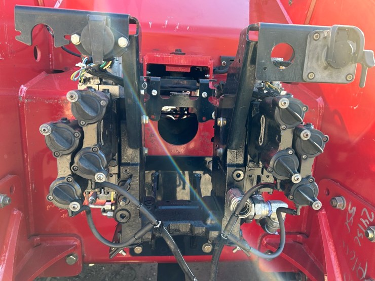 2013-case-ih-steiger-550-image-81