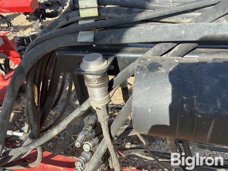 2022-case-ih-2022-image-17