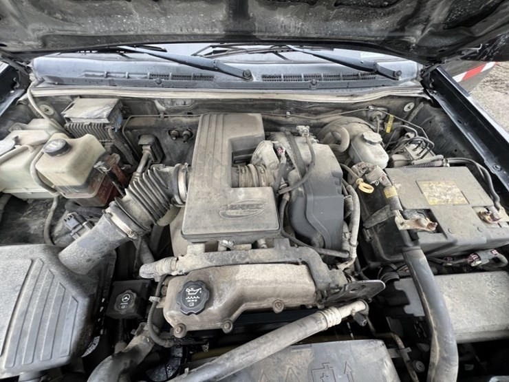 2012-chevrolet-colorado-lt-image-14