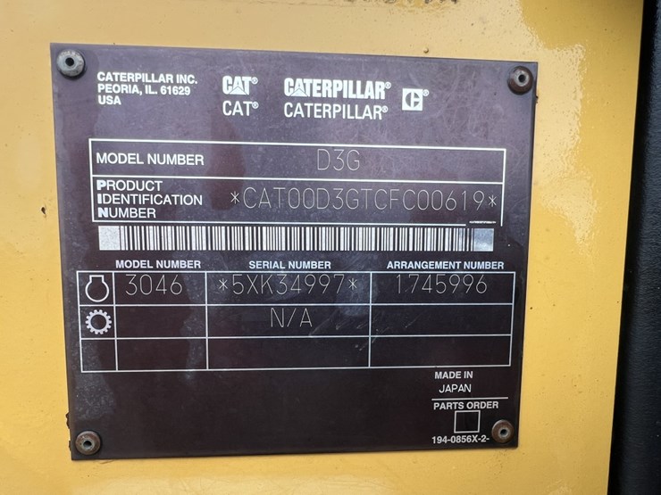 2003-caterpillar-d3g-xl-image-9