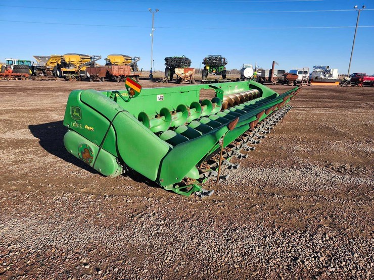 2012-john-deere-618c-image-2