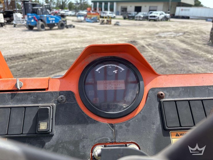 2017-sky-trak-6036-image-14