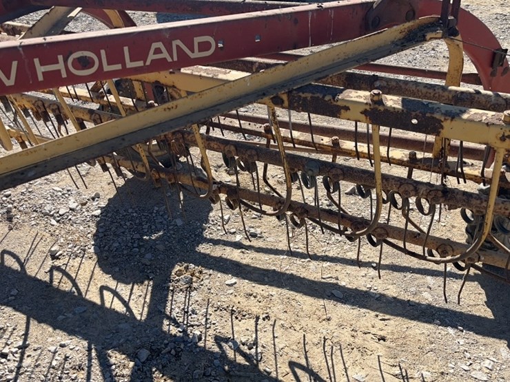 new-holland-256-image-8