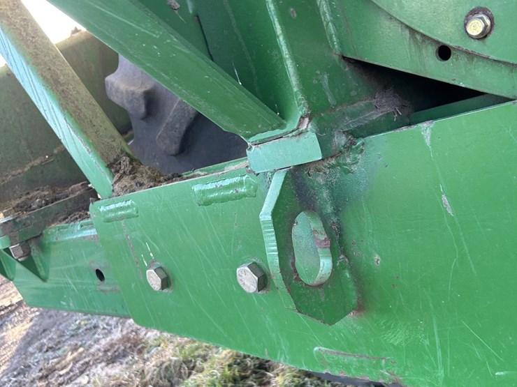 2010-parker-1348-image-31