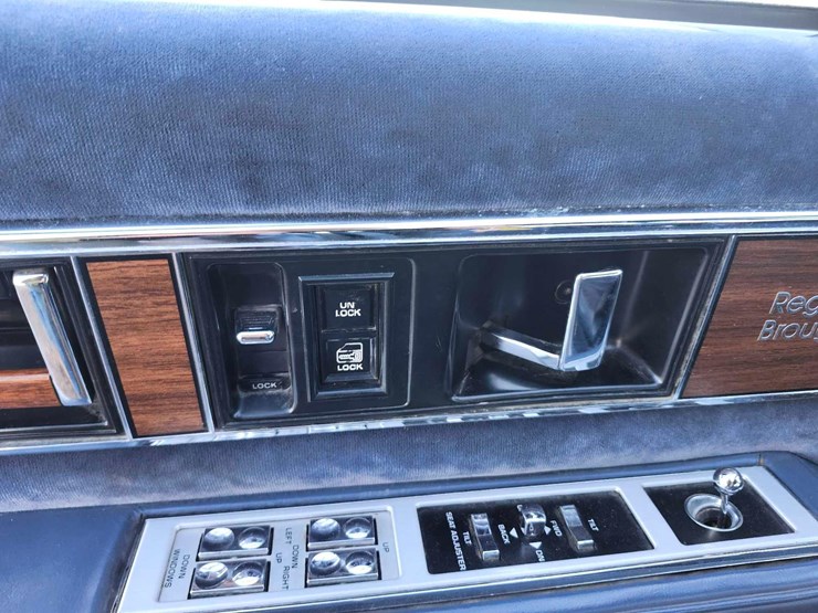 1985-oldsmobile-ninety-eight-regency-image-66