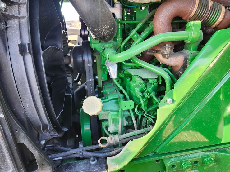 2023-john-deere-6155m-image-23