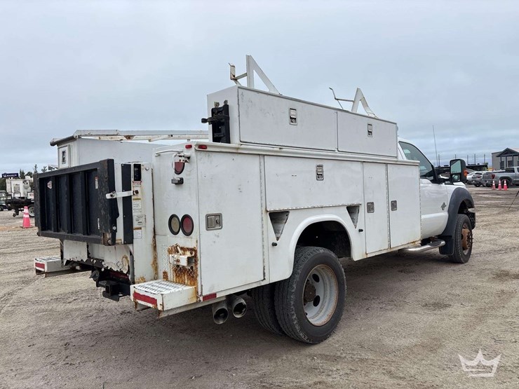 2012-ford-f550-image-3