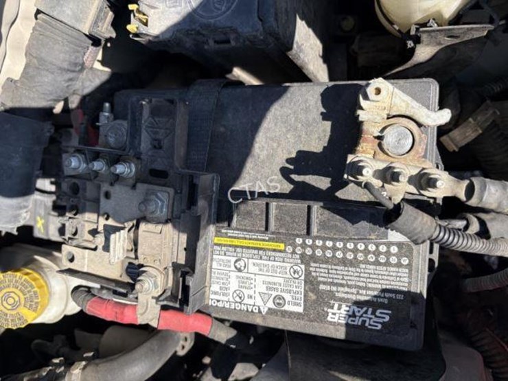 2015-jeep-renegade-image-18