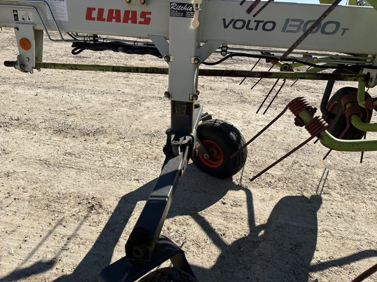 2016-claas-volto-1300t-image-7